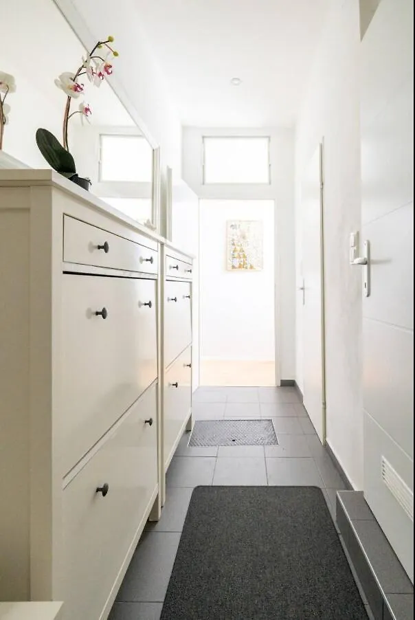 Spacious Stone Central Apartment 비엔나 0*,